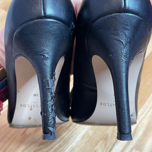 Ann Taylor black faux leather heels ribbon ruffle size 6 - Picture 5 of 7